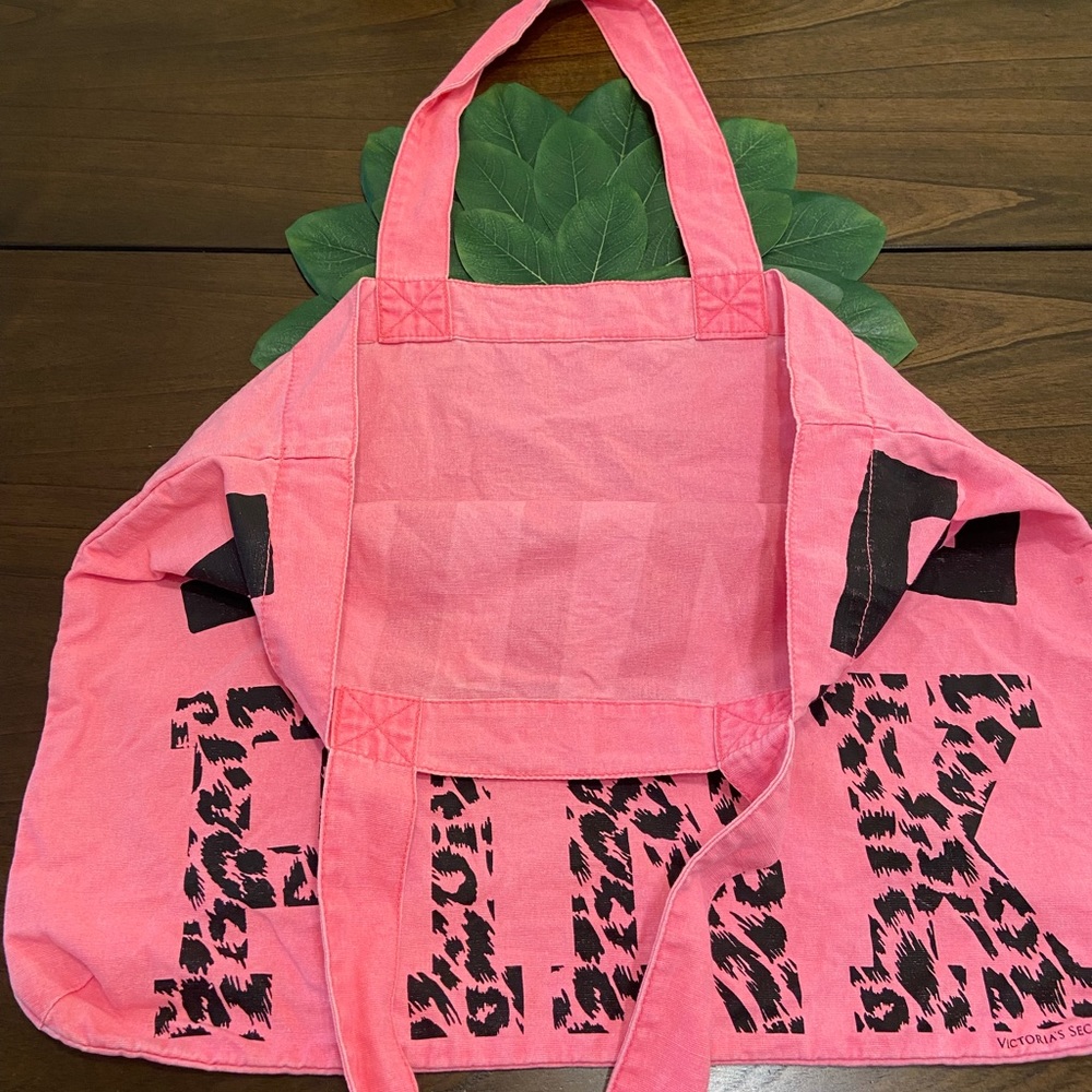 PINK Victoria’s Secret Sock and Tote Bag Bundle NWT - Picture 8 of 13
